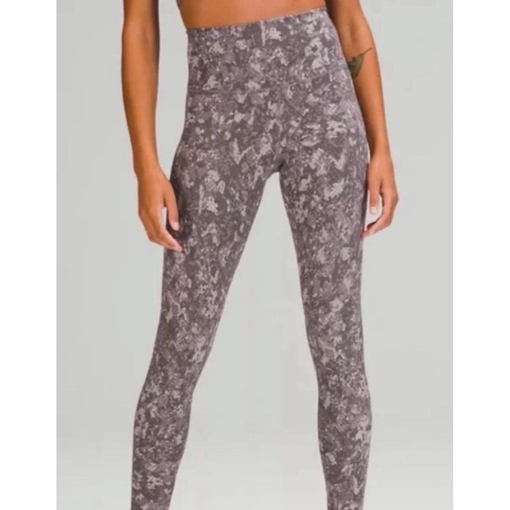Lululemon Align Leggings in Grey Snake Print Size 10